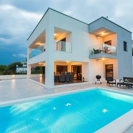 Villa Rina - Luxury