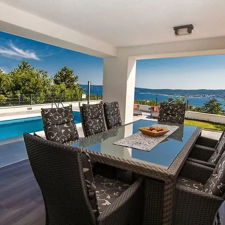 Rina - Luxury Villa