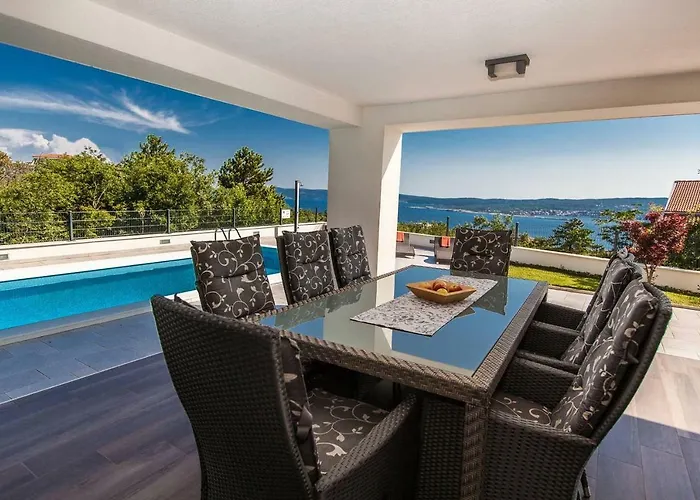 Rina - Luxury Villa