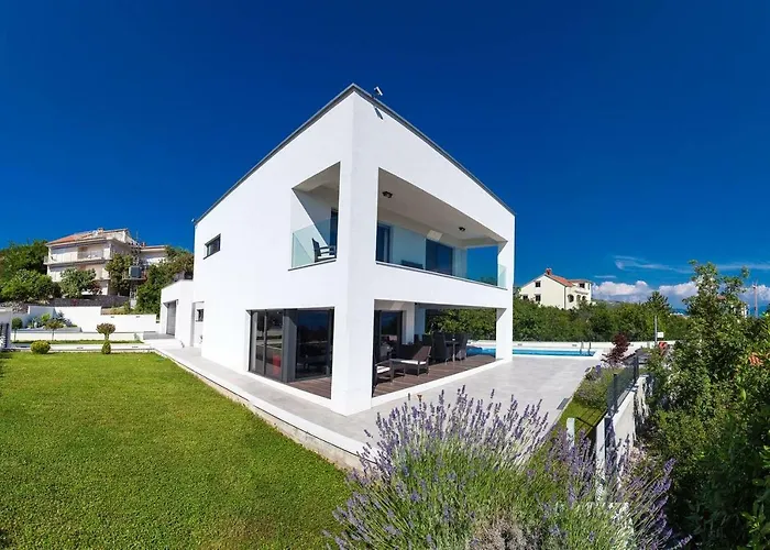 Rina - Luxury Villa