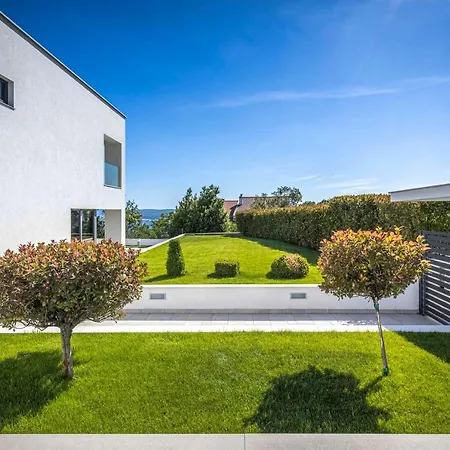 Rina - Luxury * Crikvenica