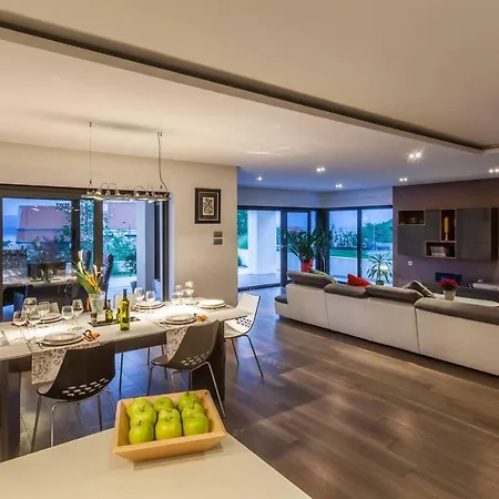 Villa Rina - Luxury *