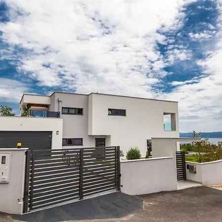 Rina - Luxury * Crikvenica