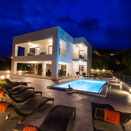 Villa Rina - Luxury *