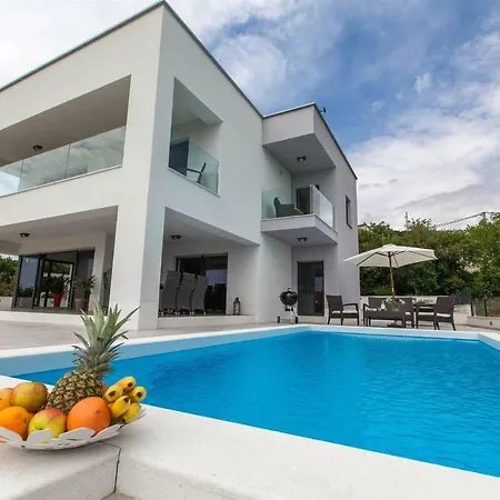 Villa Rina - Luxury